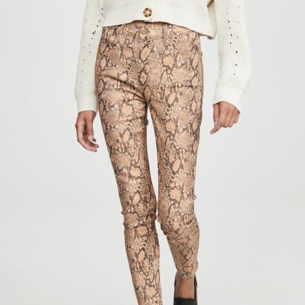 FRAME  Le High Skinny Crop Coated Python Jeans